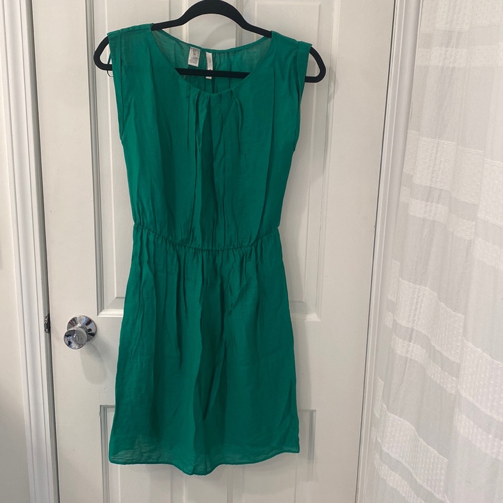 Emerald green dress with pockets by Mango
